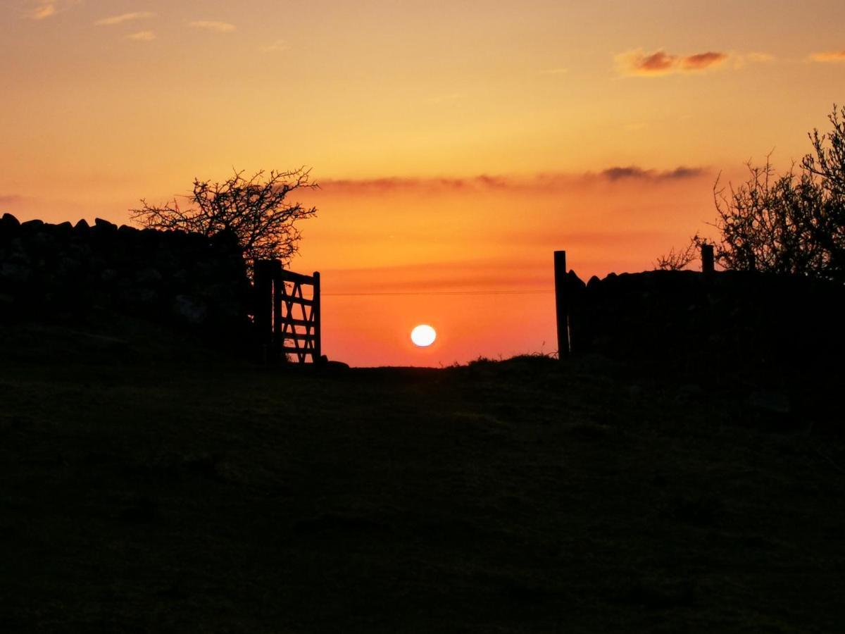 Appartamento Ty Gwennol Near Gilfach Goch Llanbedr  Esterno foto