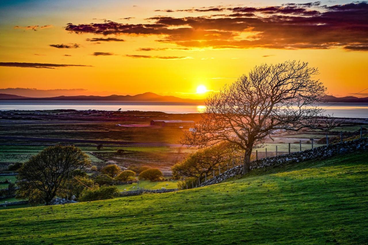 Appartamento Ty Gwennol Near Gilfach Goch Llanbedr  Esterno foto