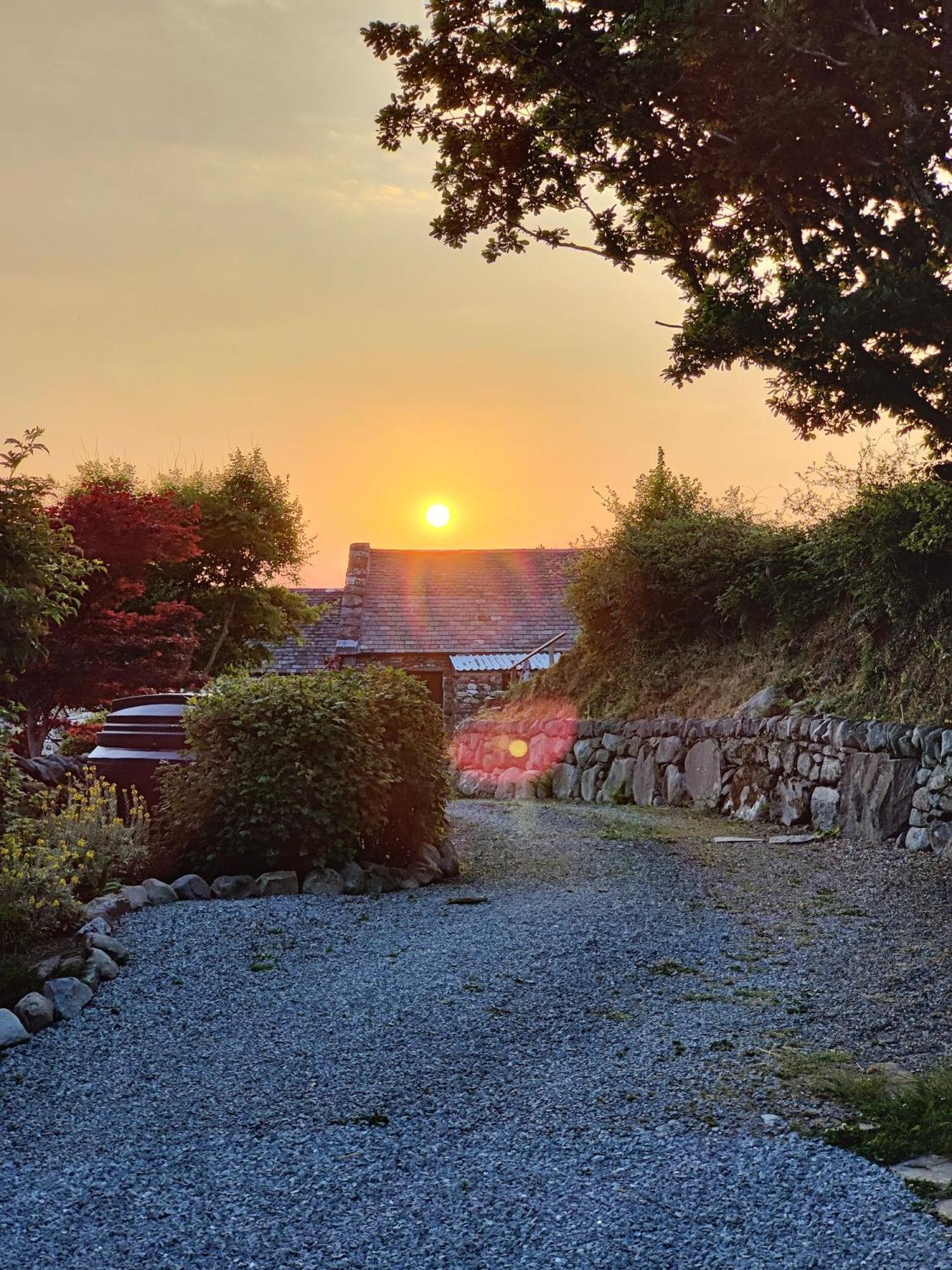 Appartamento Ty Gwennol Near Gilfach Goch Llanbedr  Esterno foto